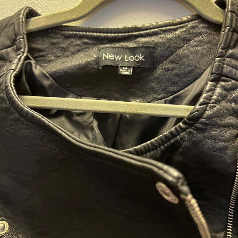 New Look Black Leather Motorcycle Jacket - Picture 3 of 11